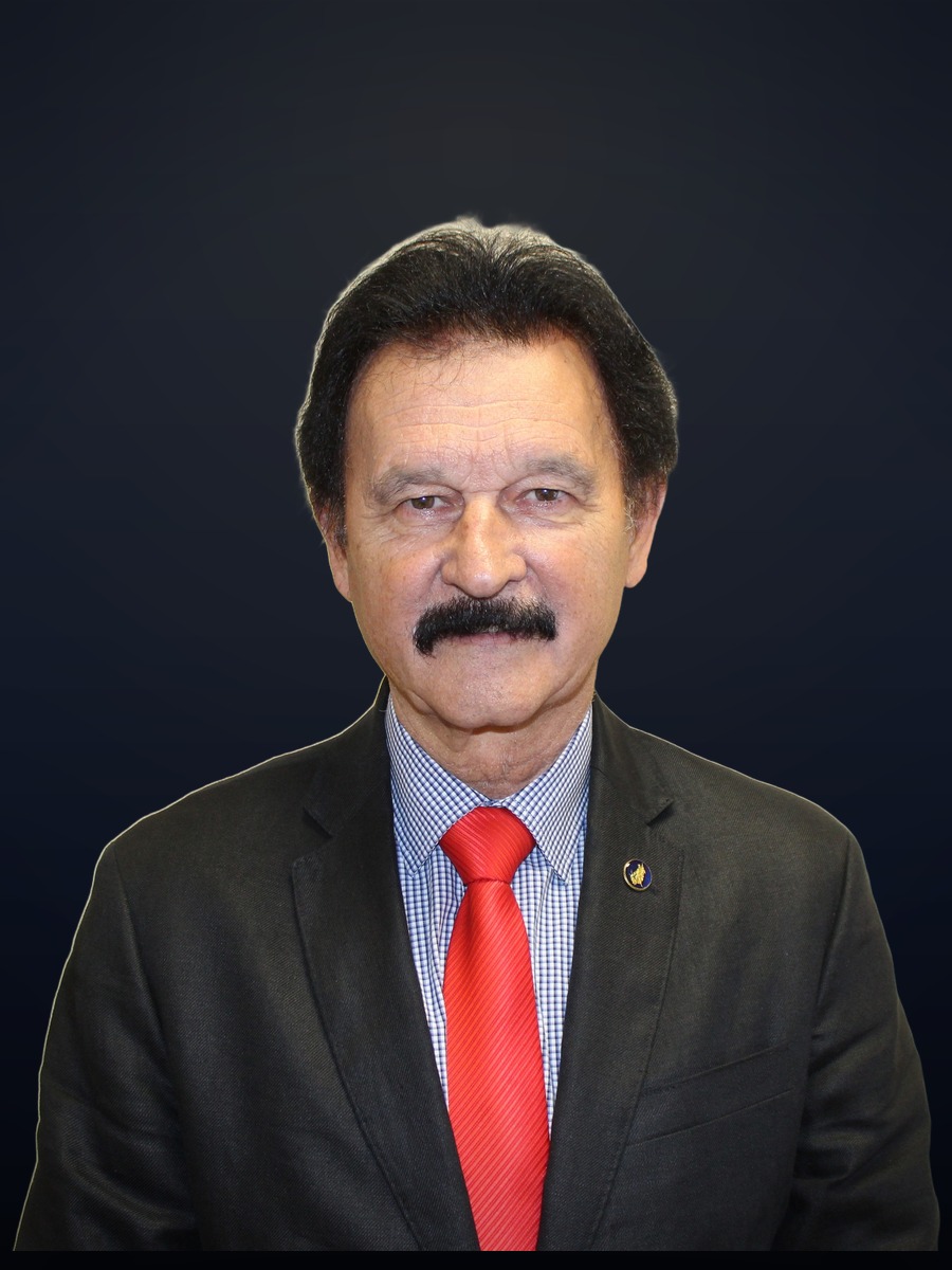 Dombrádi László