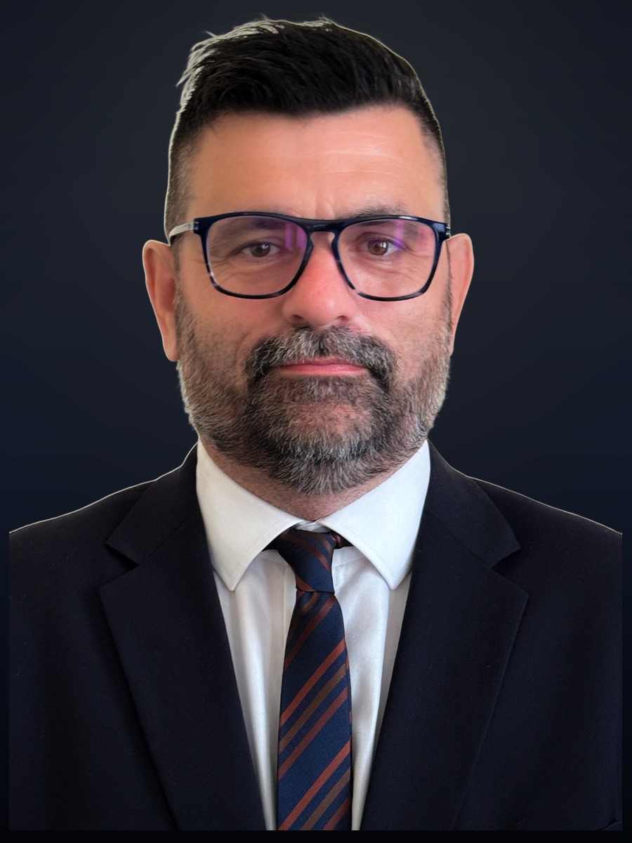 Dr. Polgári András